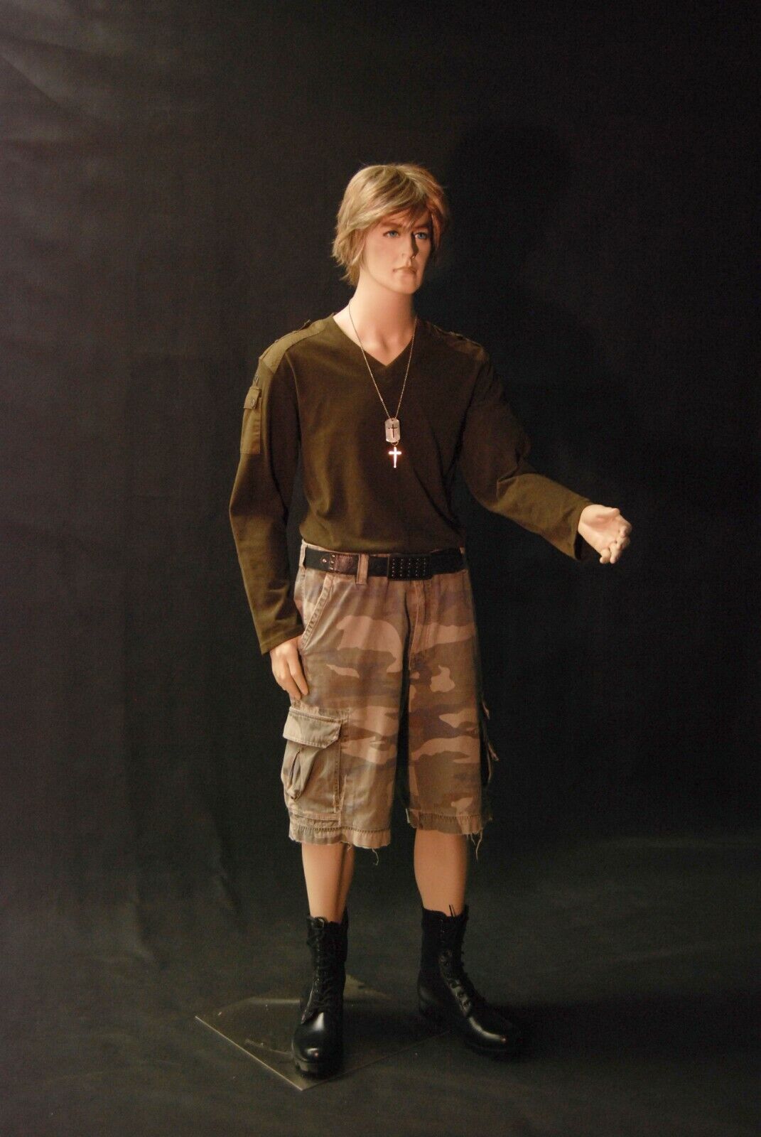 Fiberglass Realistic Adult Male Short Height Mannequin with Movable Elbows